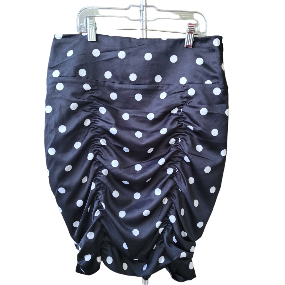 Chic Black White Polka Dot Ruched Satin Pencil Skirt – Retro Glam, Pin-Up Style